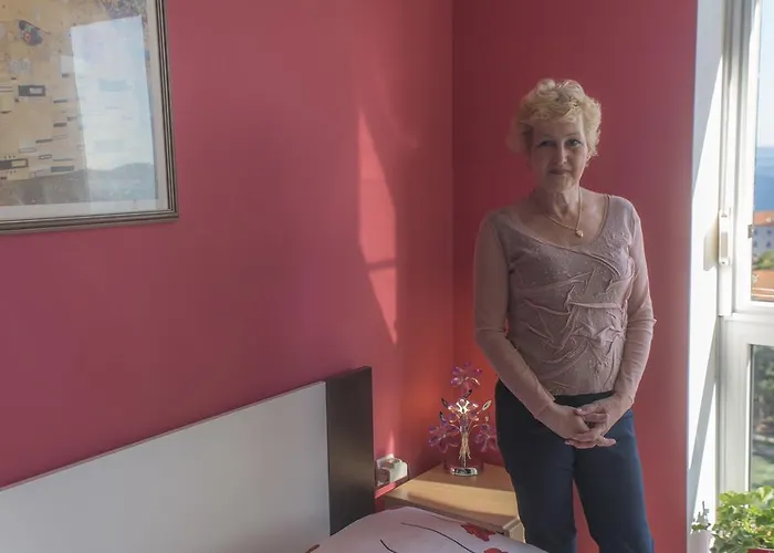 아파트먼트 바나 아파트 *